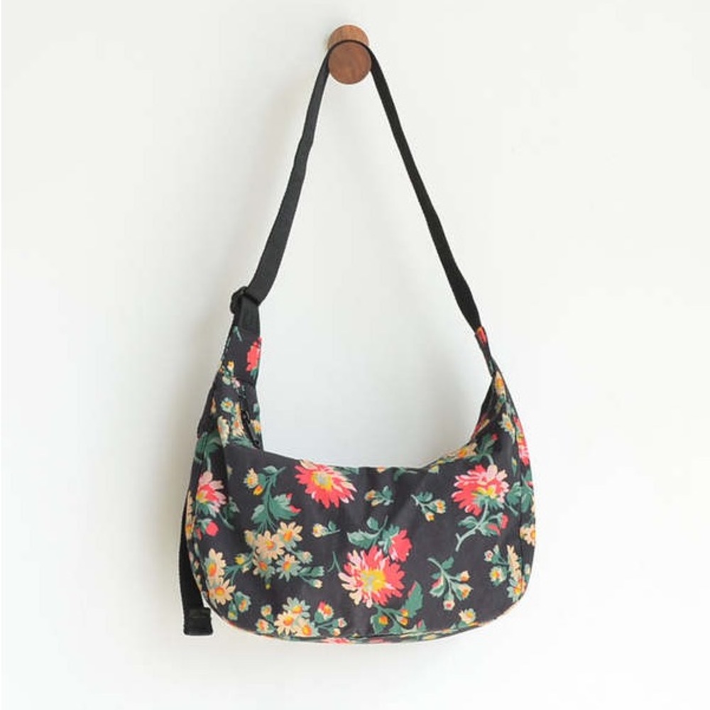 Baggu Medium Crescent Bag - Rhian Daisy (Laura Ashley Collab)